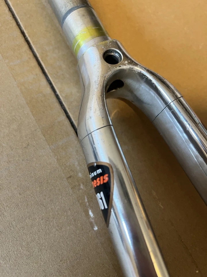 KINESIS ALLOY 6061 Road fork Steerer Length 136mm Good Condition - Image 3 of 4