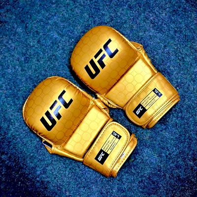 UFC公式ファイトグローブ ゴールド最終値下げ UFCオフィシャルファイトグローブ〈XS・S・Mサイズ〉｜トレーニング ボクシング