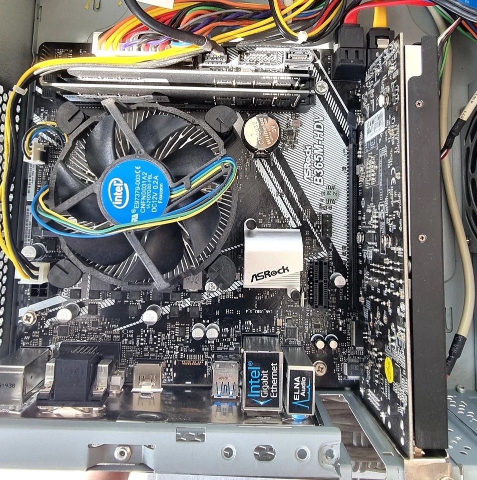Desktop PC mit i5, 16GB Arbeitsspeicher, DVD Brenner, Funk Maus, Kartenleser ! - Bild 4 von 4