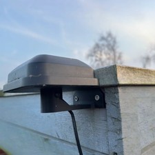 Supporto da parete per antenna GPS JMD Navimow - supporto sicuro e preciso