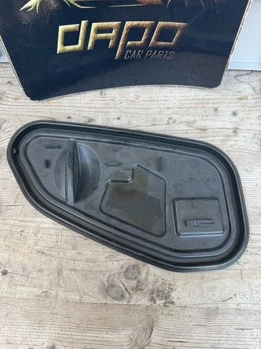 Door trim panel