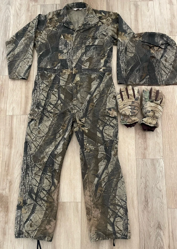 NEW! RedHead Men’s Camo Uninsulated Coveralls, Orange Vest, Gloves, Hat, XL - Image 2 of 4