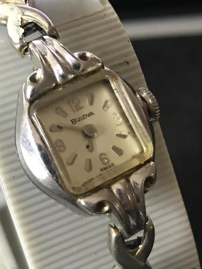 Bulova M9 Silver Tone 10K RGP Bezel Wind-up Analog Women display picture 2
