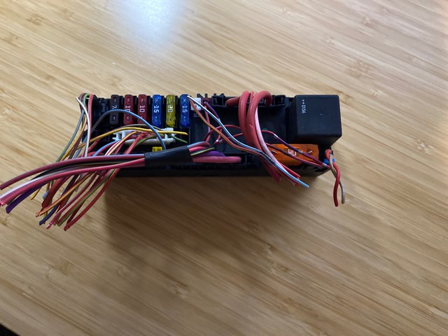 Реле k40 w210