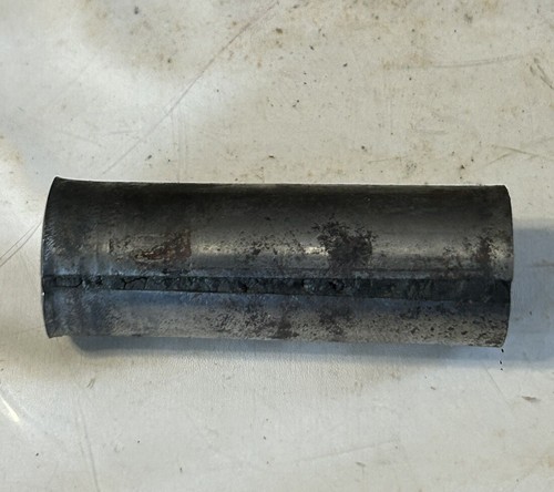 32318 - A Used Bushing For A New Holland No. 327T, 328, 329, 330, 331 Spreader