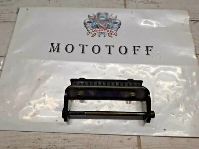 SUPPORT RESERVOIR YAMAHA 600 FAZER FZS de 2002 à 2004 - réf : 49 - Photo 1/2