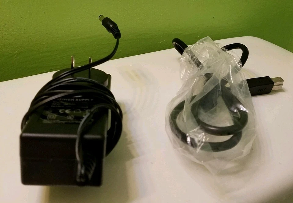 (New) Wavlink Universal USB 3.0 Universal Laptop Docking Station - Image 3 of 4