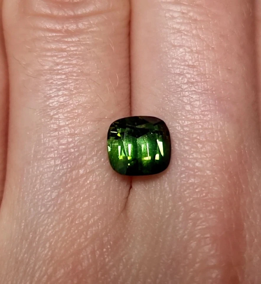 IF 2.60Ct Natural Tourmaline gemstone, Radiant Cut, 7,7x7,3x6,2mm, Afghanistan - Image 3 of 4