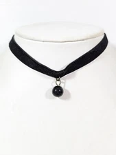 Black Velvet Choker Necklace Round Charm Gothic Victorian Revival Y2K 15.5 in