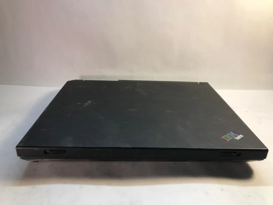 IBM ThinkPad R32 15" Intel Pentium 4 -MISSING ALL KEYS/BOOTS BIOS- MZ - Image 3 of 4