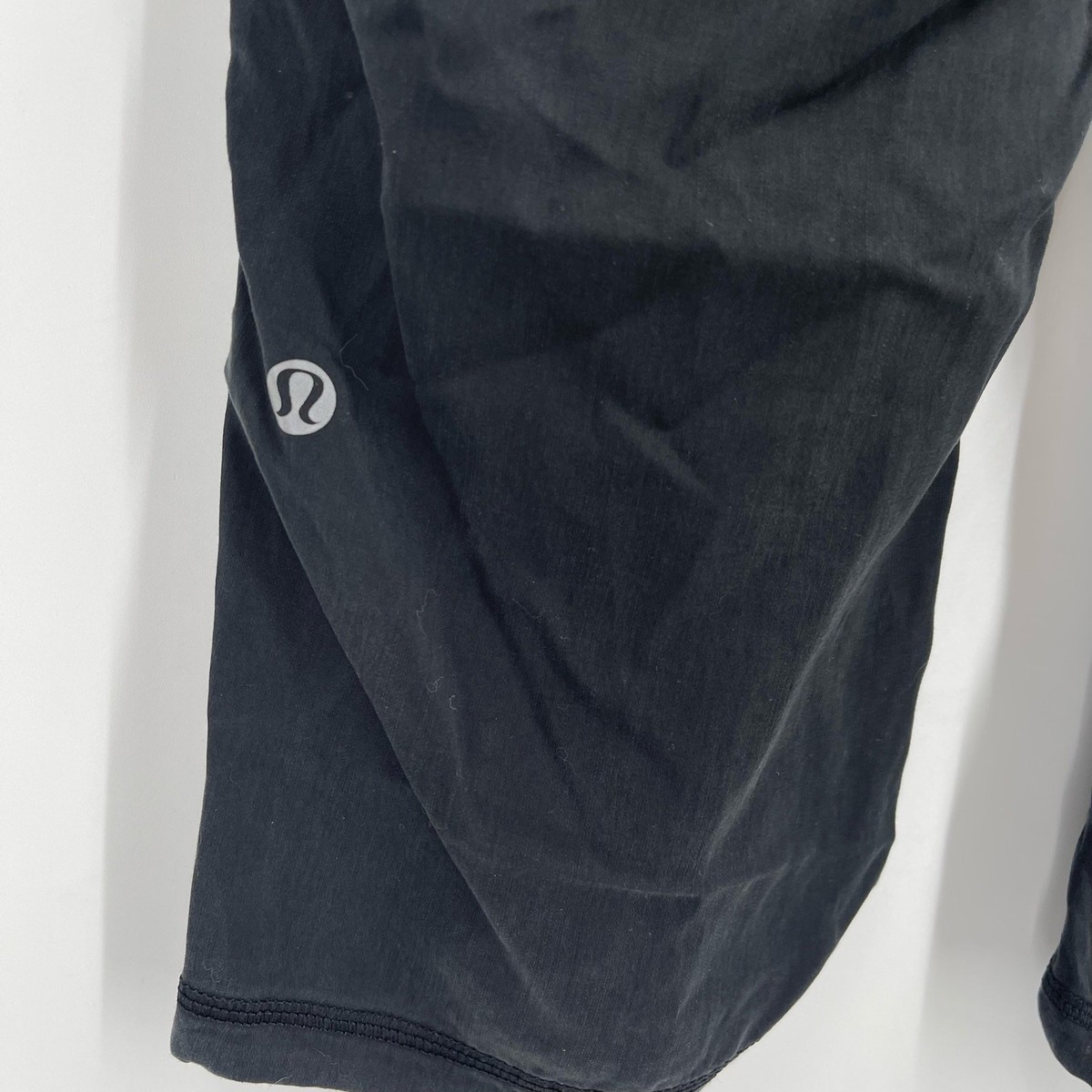 Lululemon Post Power Crop Pants Black Size 2 View 3