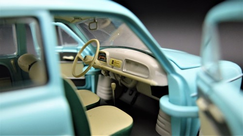 Modellino auto Renault Dauphine 850 scala 1/24 diecast collezione modellismo - Foto 7 di 8