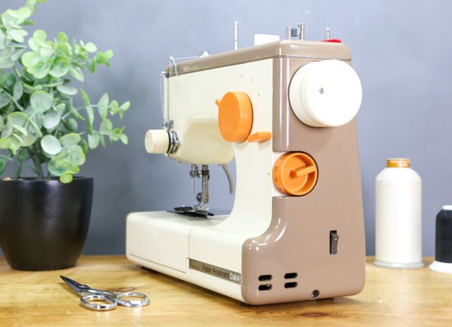 Japanese Frister & Rossmann Heavy Duty Metal Multi-Stitch Compact Sewing Machine - Picture 7 of 10