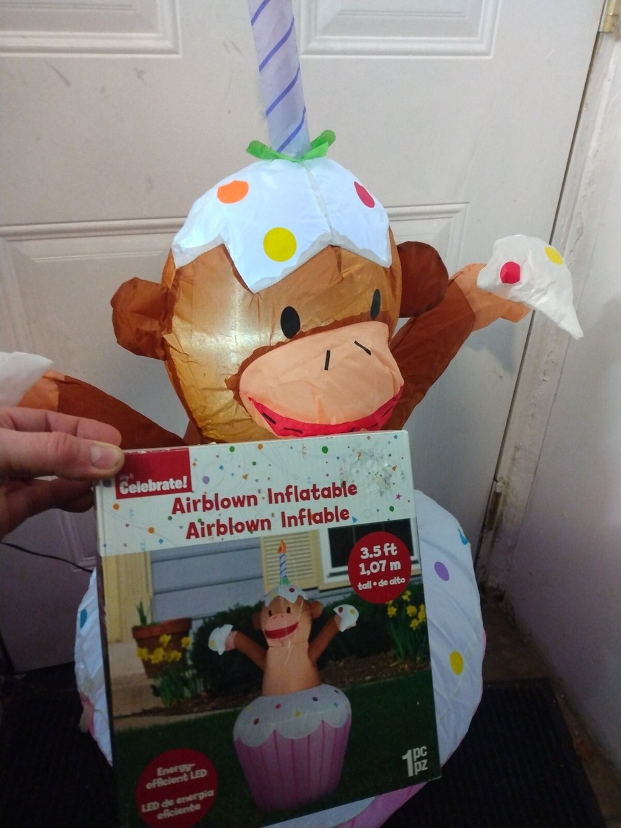 Décoration Gonflable Extérieure Gemmy, Singe Cupcake D'anniversaire Lumineux, 3.5 Pieds, Neuf