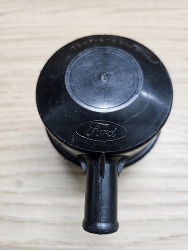 FORD CAPRI OIL FILLER CAP 73HF- 6766- AB GENUINE NEW OLD STOCK RARE NOW - Picture 4 of 4