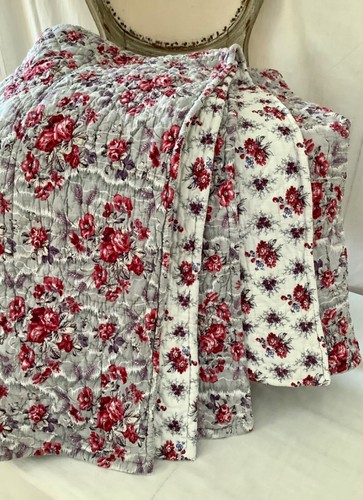 Antique French Quilt 19th Century Block Print Rare Purple Florals 65" x 66" - Picture 3 of 16