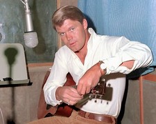 Glen Campbell 10" x 8" Photograph no 3