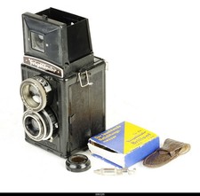 VOIGTLANDER BRILLANT S W/ HELIAR LENS EXPOSURE METER