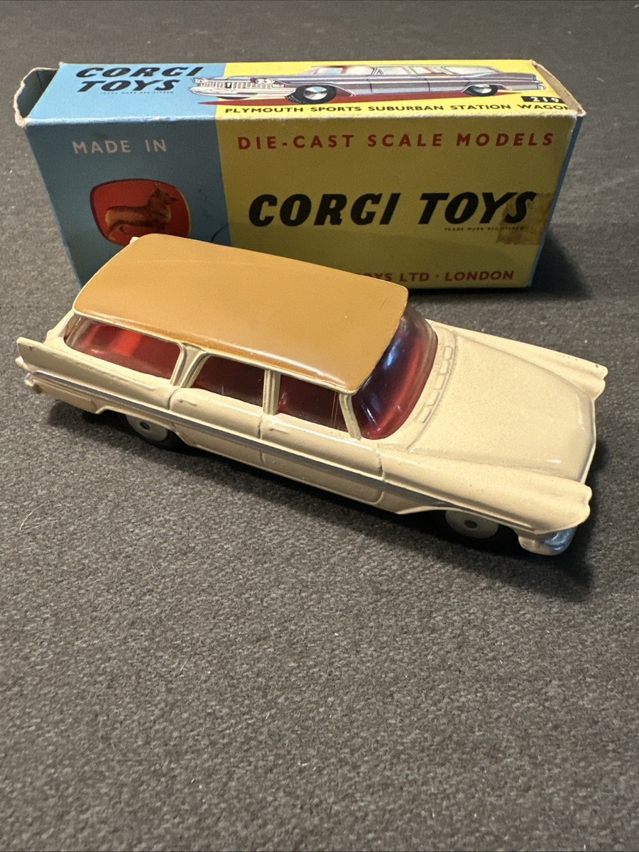 ミニカー CORGI TOYS 219 PLYMOUTH SPORTS SUBURBAN Corgi 219 Plymouth Sports Suburban In Original Box - Near Mint