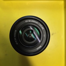 Nikon AF-S DX NIKKOR 55-200mm f/4-5.6G ED Telephoto Zoom Lens