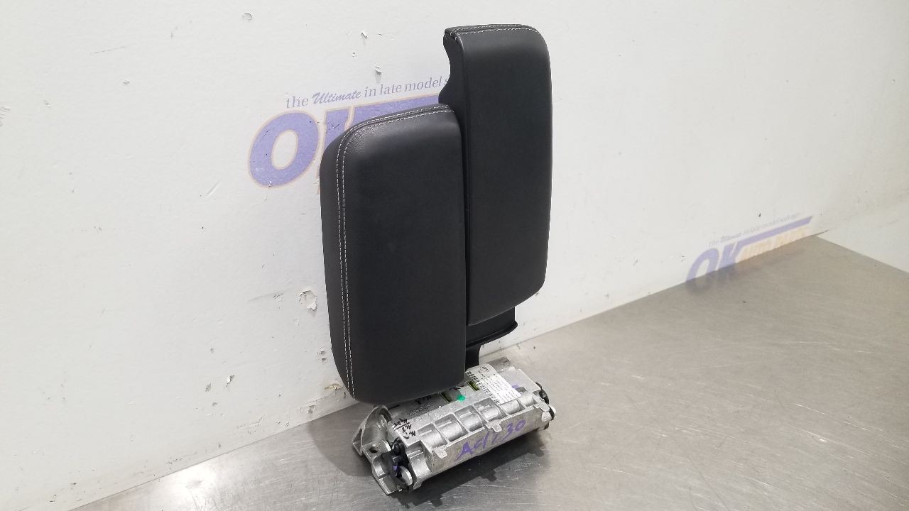 17 BENTLEY BENTAYGA FRONT FLOOR CENTER CONSOLE LID BLACK LEATHER 36A864207CS0
