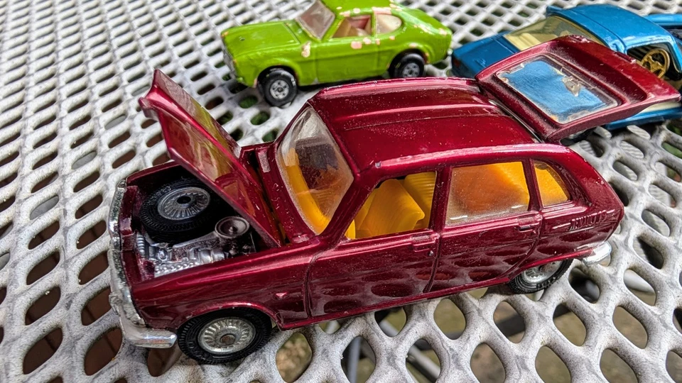 Corgi Toys Renault 16 Modellauto. Guter Zustand - Bild 2 von 4