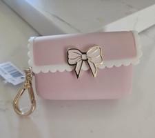 Bath  Body Works Pink SCALLOP BOW SNAPCASE Pocketbac Holder NEW