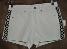 Women's UNIVERSAL THREAD White Jean Shorts Size 2/26R NWOT High Rise