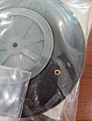 DU-BRO CAT. #550TV ~NIP!!~Large Scale Treaded Wheels 5" Diameter - Picture 4 of 5