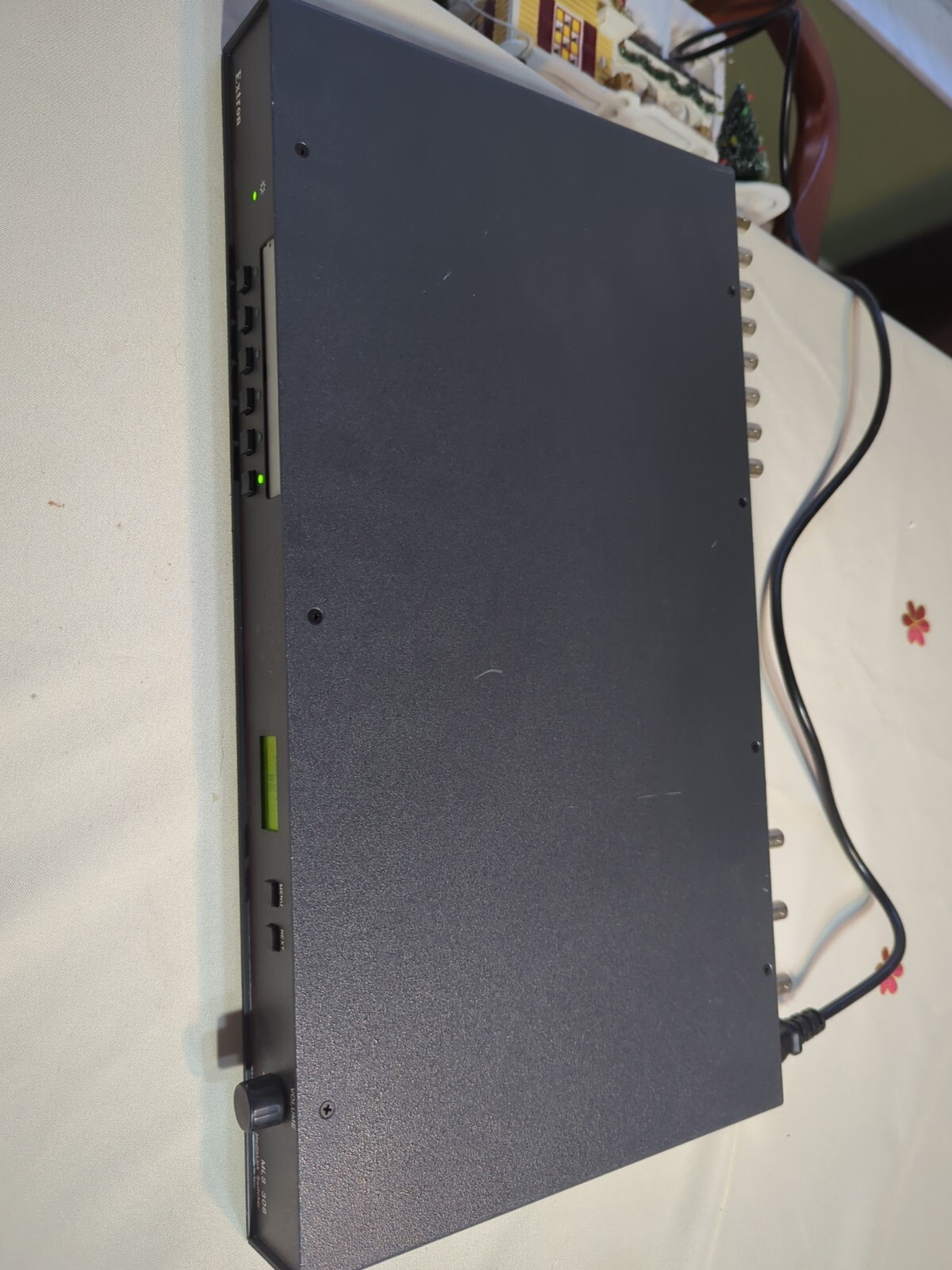 Picture 2 of 9