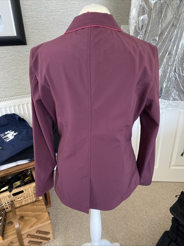 Horsewear Softshell-Wettkampfjacke neu mit Etikett beerefarben - Large (14) wasserabweisend - Bild 12 von 20