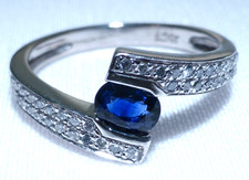 18ct Gold Ring Diamond Sapphire Crossover UK Hallmark Size M 1/2 Boxed