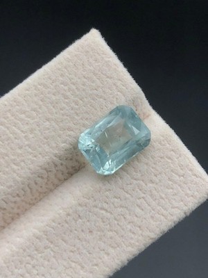Natural aquamarine. Form Pakistan  . Bea colour Cleaning good  . Colour 