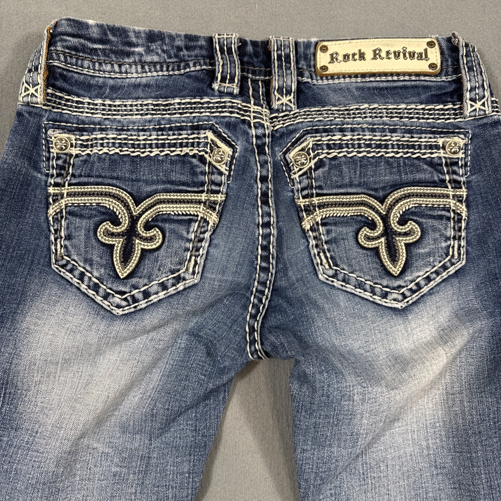 Women's 26/29 Rock Revival MATTIE SKINNY   Jeans embelished thick stitch Wickeri