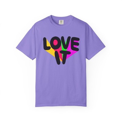 LOVE IT bold retro graphic T-Shirt | purple tee, colorful 90s style