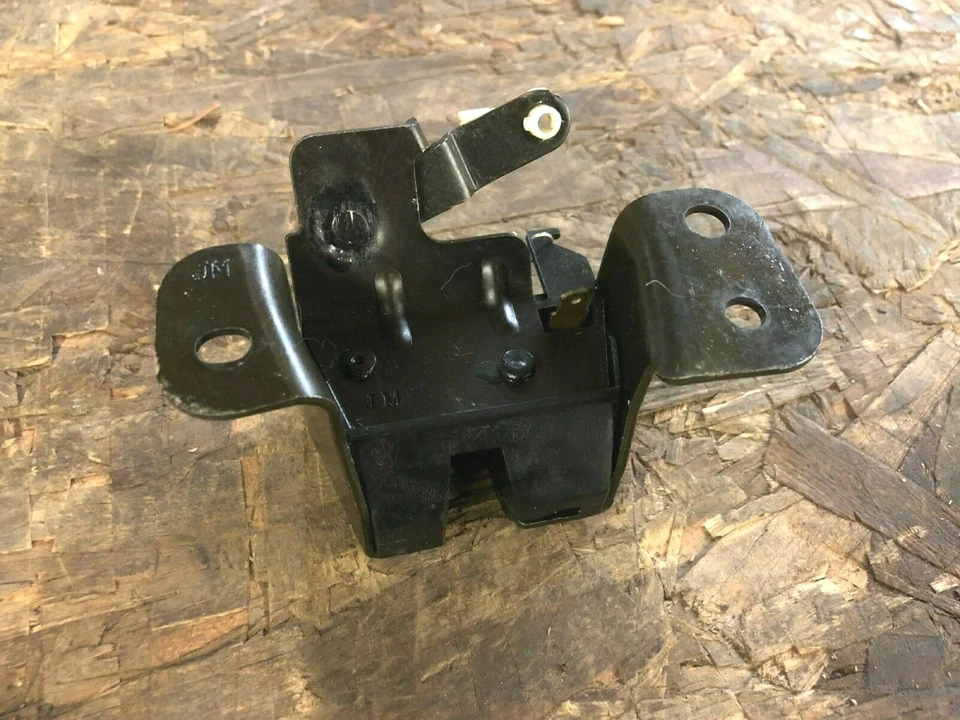 2006 Hyundai Tucson atuador de trava de vidro para portão de elevação 2005-2009 - Imagem 2 de 2