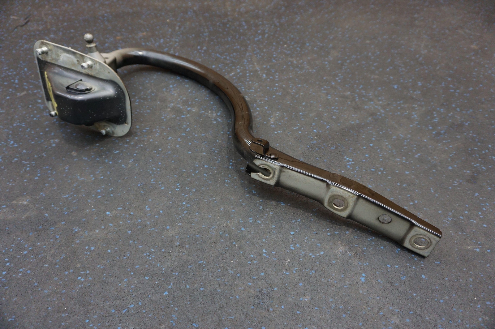 Right Side Trunk Deck Lid Hinge 41007198550 Rolls Royce Ghost Series 1 Rr4 2010