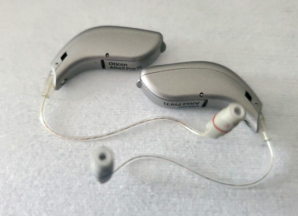 Pair_ Alta2 Pro Ti miniRITE Digital Hearing Aids. Moderatesevere