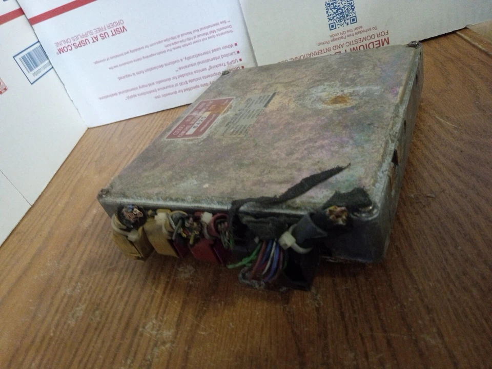 COMPUTADOR DE TRANSMISSÃO AUDI A6 S6 1995 96 97 QUATTRO 8D0906266B 821809 - Imagem 3 de 4