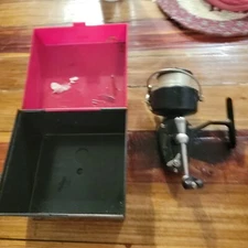 Vintage GARCIA MITCHELL 300 Spinning Reel Fish Fishing With Case