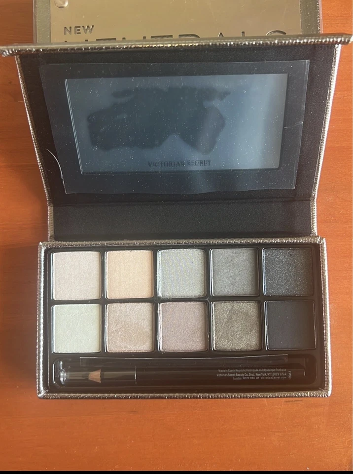 Victoria's Secret New NEUTRALS 12 Must Haves For Sensual Eyes. Brand New Kit. - Image 3 of 4
