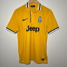 Juventus 2013-2014 Away Jersey | Vintage Soccer M