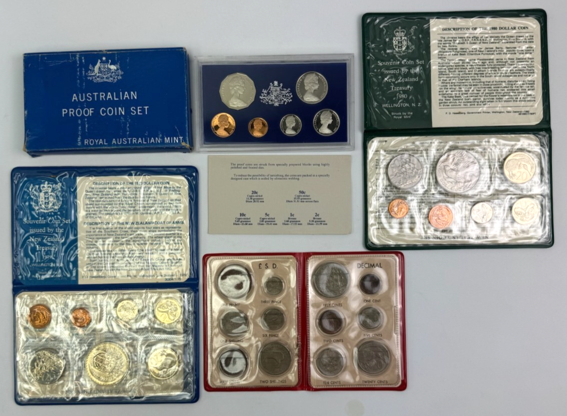 4 Sets New Zealand & Australian Souvenir Changeover Proof Coins