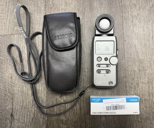 Sekonic L-358 Light Meter Flash Master L-358 W/ Case & 6 Extra Batteries EUC