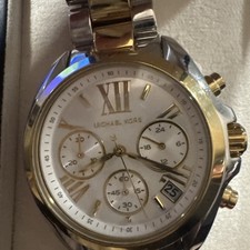 Michael Kors Bradshaw Ladies Silver Gold Tone Chrono Grand Dial Watch w/box