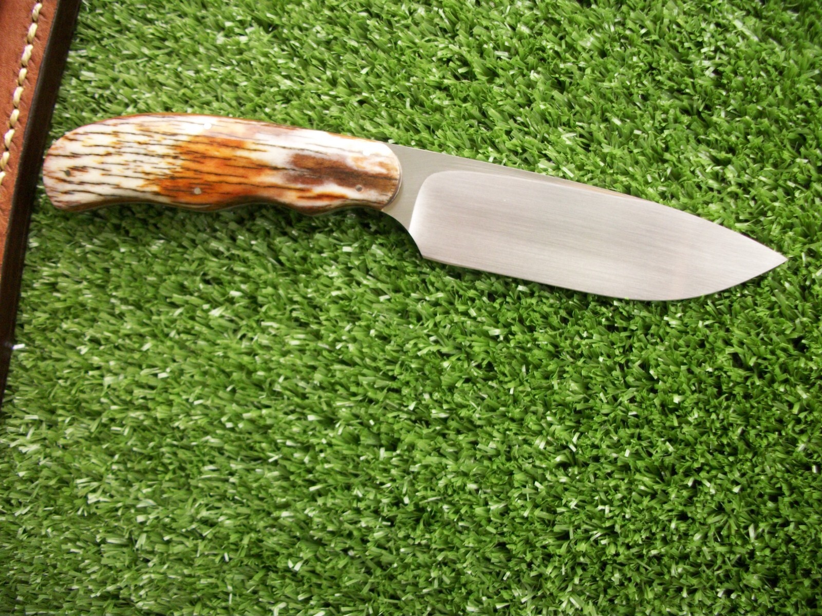 Arno Bernard Sr. Handmade 7 1/2 " Custom Knife w/RHB Sheath Unused