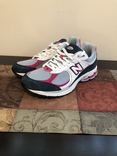 New Balance Petrol Exuberant Pink 2002R 