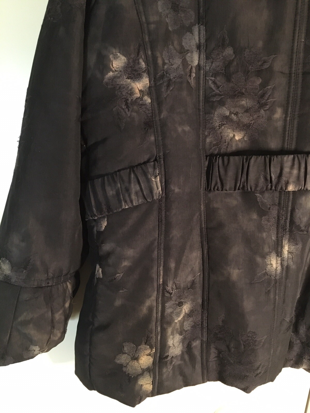 Neyelle Large Poly Filled Boho Jacket Floral Etch… - image 8