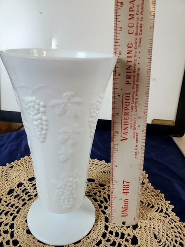 Vintage Indiana Glass Colony Harvest Grape Milk Glass Footed Vase 10" - Picture 5 of 10