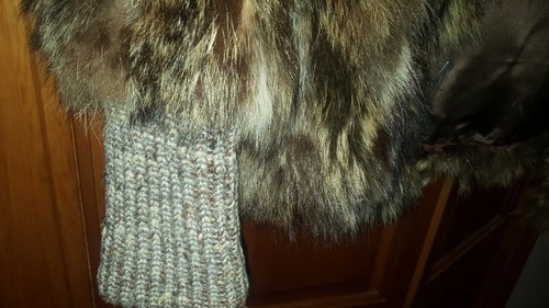 Custom Made Ladies Rabbits Fur Jacket Knit Sleeves & Collar Size Medium - Picture 5 of 6